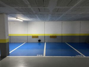 Lote de 14 plazas de parking en el Barrio de Creu Alta de Sabadell